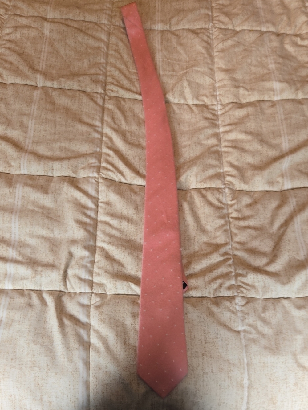 Slim Pink Polka Dot Tie